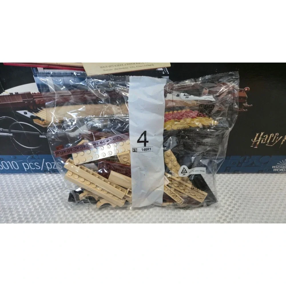 LEGO Harry Potter Hogwarts Icons 76391 Replacement Bag 4 Hedwig Stand Top Book